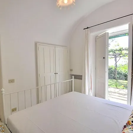 Sleeps 13 Pool Air Con Wifi Βίλα Κάπρι